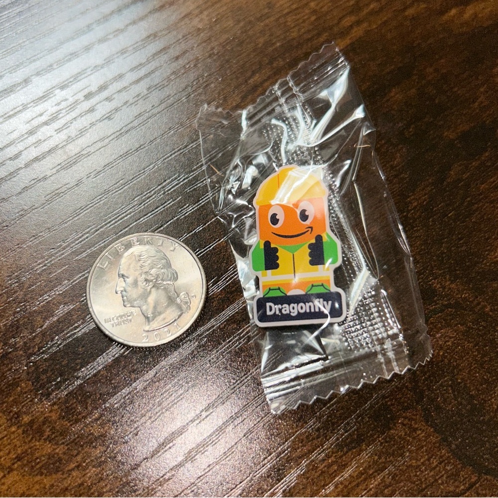 Dragonfly Peccy Pin